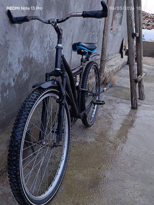 Oldi orqa amartizatorli velosiped holati yangi