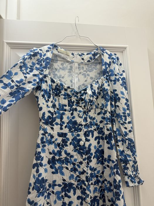 Продается красивое платье от Bonnitto Collection