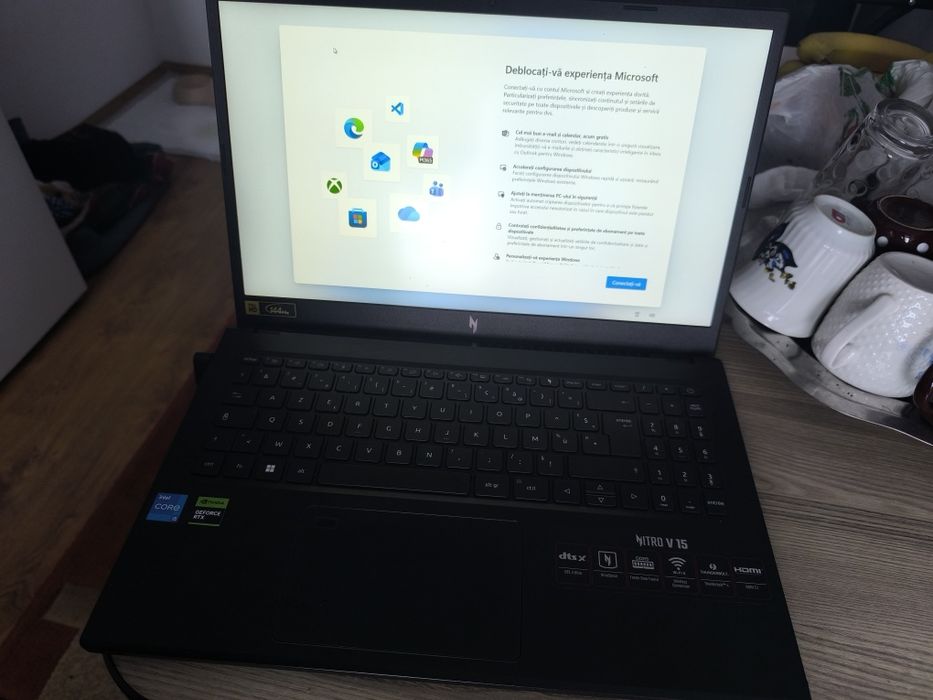 Vând Acer Nitro V15