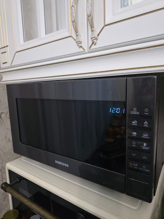 Продам микроволновую печь