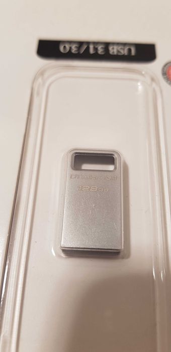 Флаш памет Kingston DataTraveler Micro 128GB USB 3.1