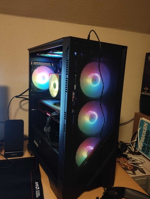 2k гейминг компютър Ryzen+Radeon+2k монитор