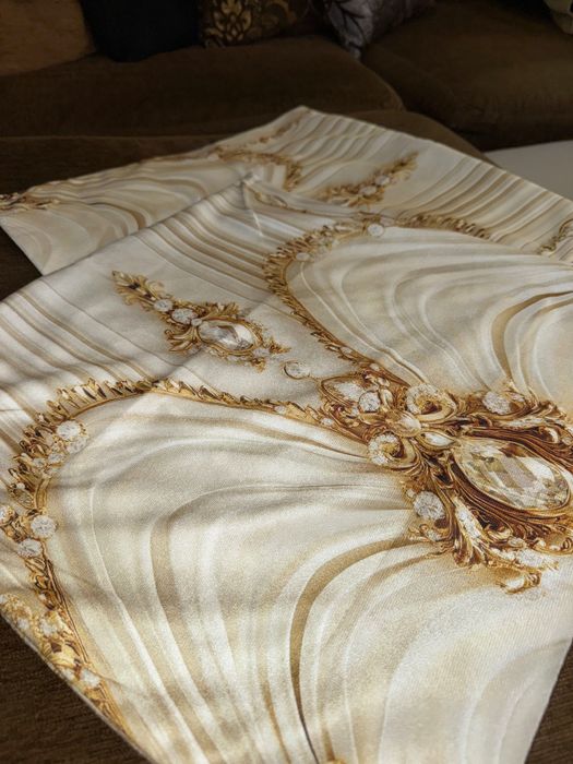 Калъфки за възглавници златни