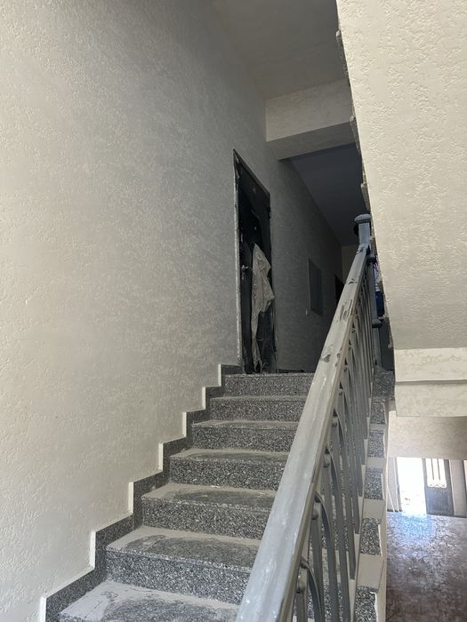 2 xonali  Kvartira sotiladi srochna