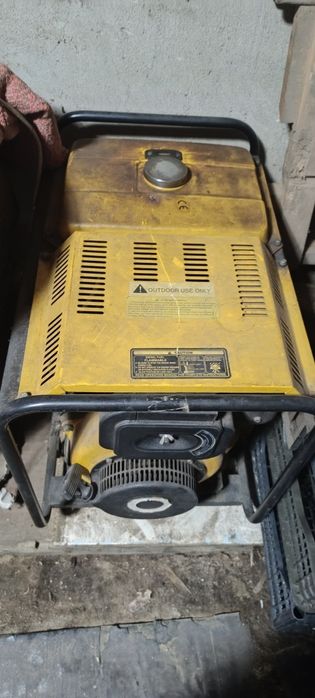 Дизельный Генератор Kipor KDE 6500E3