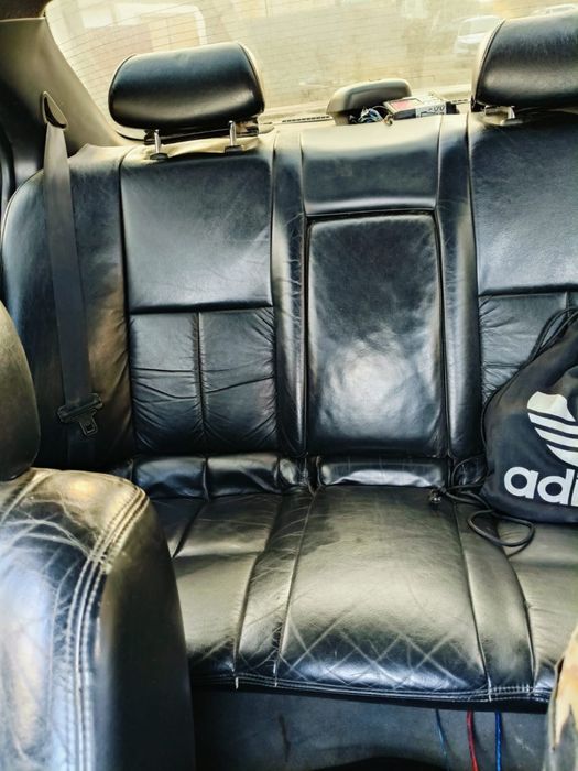 Максима машина ниссан