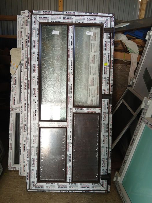 Vand tâmplărie PVC preț producator