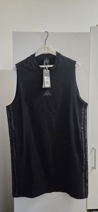 Rochie Adidas originala,marimea S,noua,cu eticheta