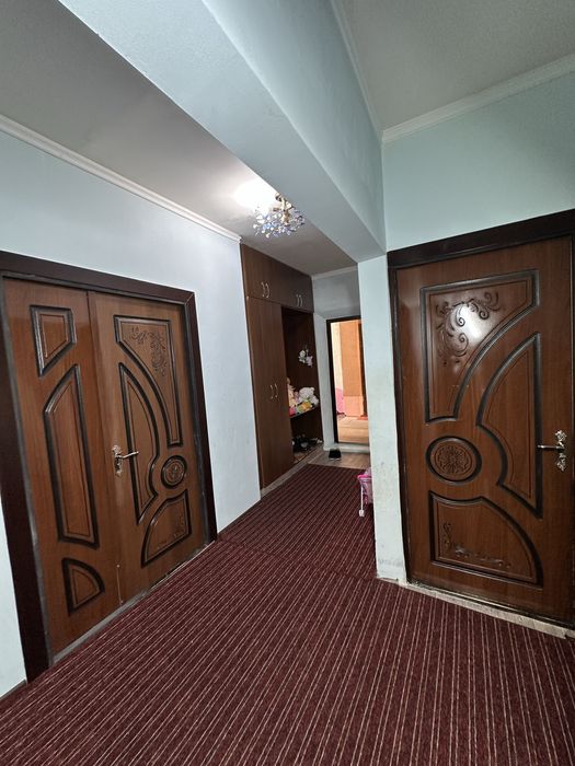 Шайхантахурский район улица Ипакчи 3/1/2 переделан в 4х ком. 2 балкона