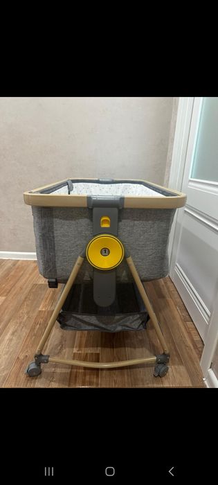 Продам манеж-кроватка