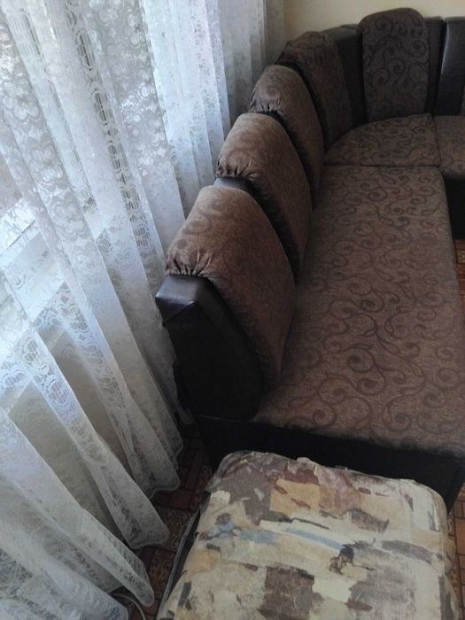 Продавам етаж плюс партер заедно АКТ 16 в супер центъра на Карнобат