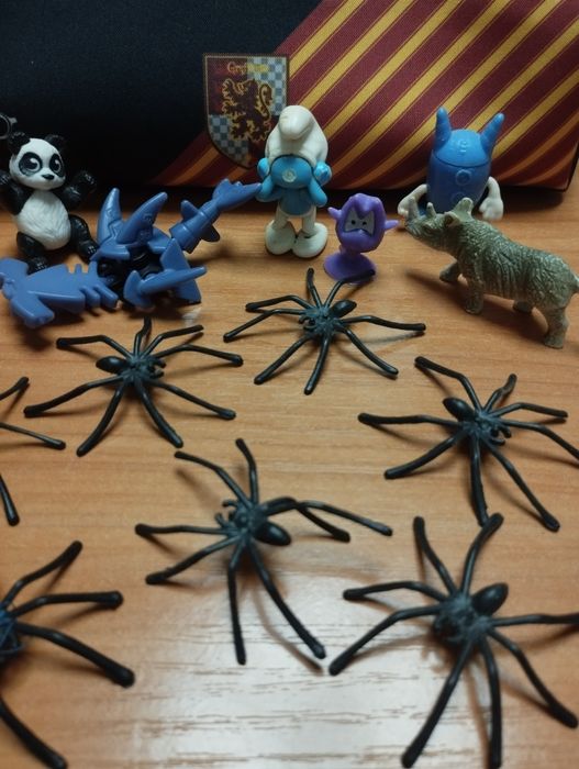 Пенал с игрушками