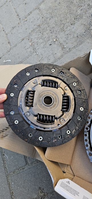 Kit ambreiaj Sachs aproape nou VW / Audi / Skoda / Seat 1.2 TSI CJZA /