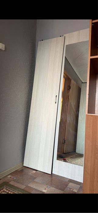 Шкаф  Распашной.