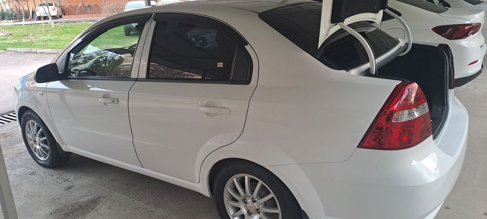Автомобиль Nexia 3 автомат. 2018 года