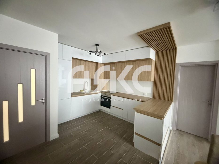 Дава се под наем Тристаен апартамент в София, Малинова долина - 105 кв.м за 947.58 € - Снимка #2