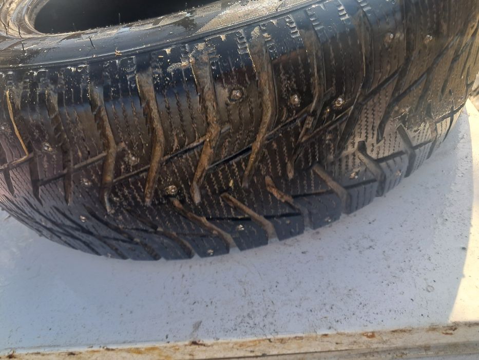 Продам зимние шины