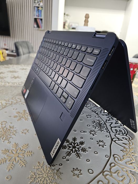 Laptop 2 in 1 LENOVO IdeaPad Flex 5 14ABR8, AMD Ryzen 5 7530U