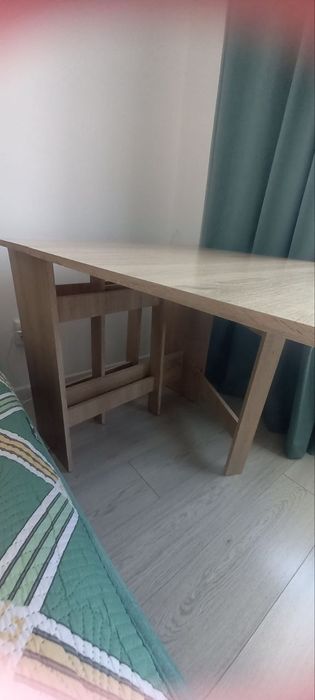 Стол - книжка              .