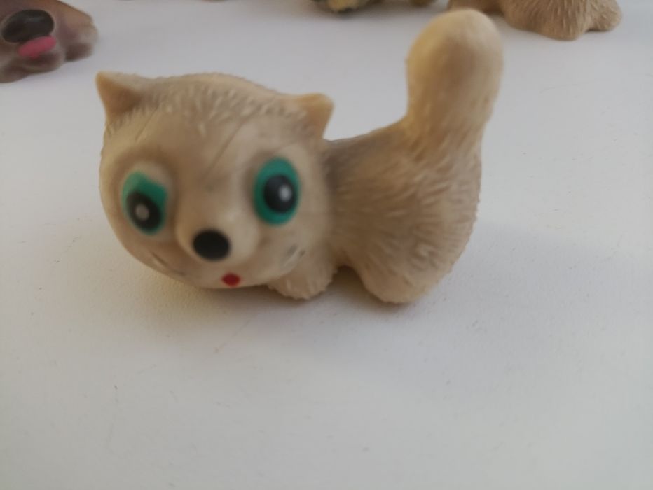 Фигурки кошечек и собак