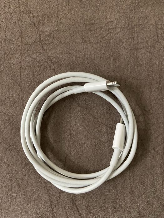 Iphone 13 pro  orginal cabel