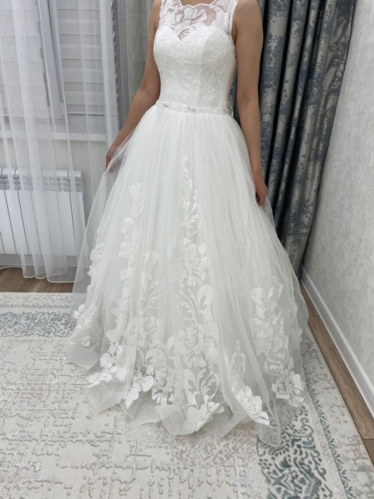 Продам свадебное платье