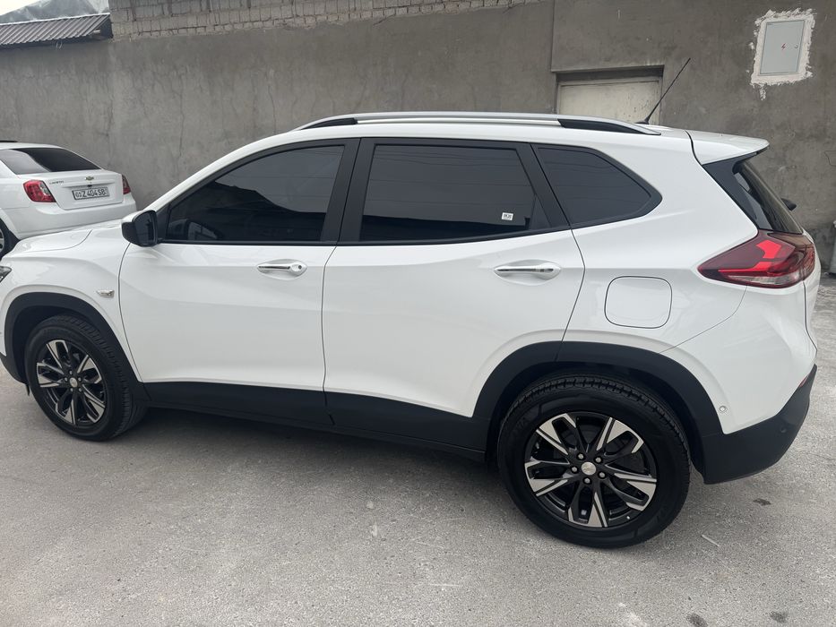 Boshiga 12500$ 18oy uchmilion uchyuzmindan 2 LTZ polni navarot