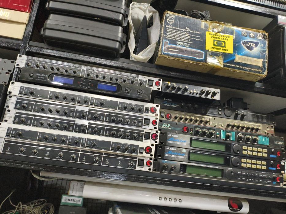 Кроссоверы ,динамики бу хорошее состояние