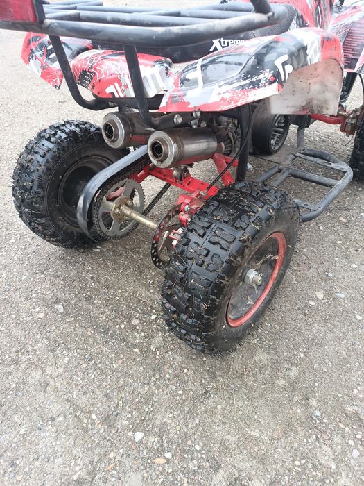 Vând ATV copii benzina defect