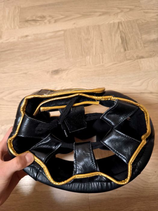 Каска за бокс и кикбокс