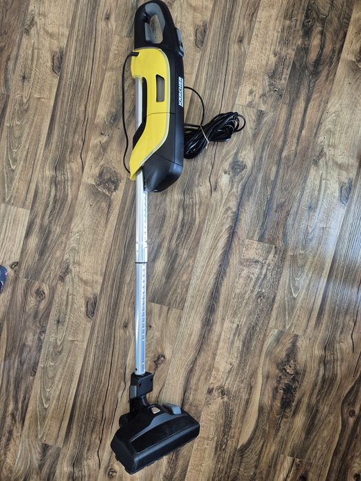 Компактна прахосмукачка Karcher VC 5
