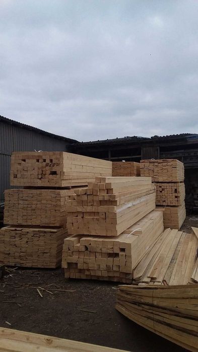 Vand cherestea si lemn de foc