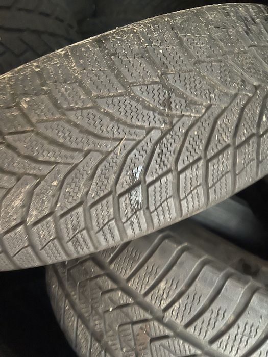 Anvelope second hand en-gros R15-R22