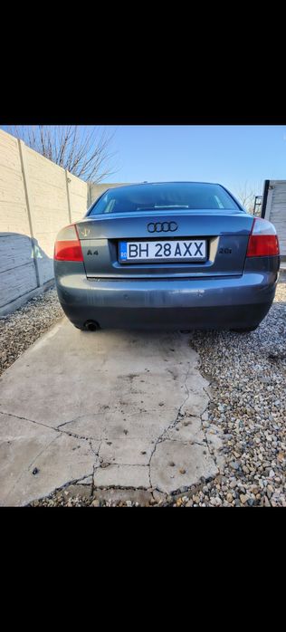 Vând Audi a4b6 2.0 benzina 2002