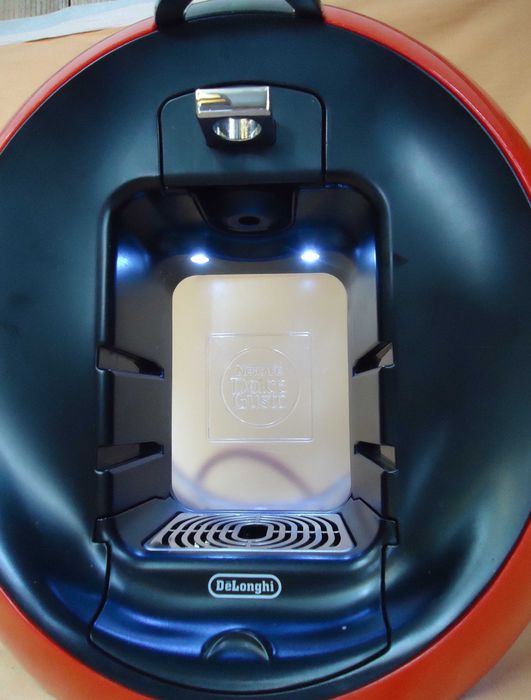 Кафемашина с гаранция 1 година NESCAFÉ® Krups Dolce gusto Automat