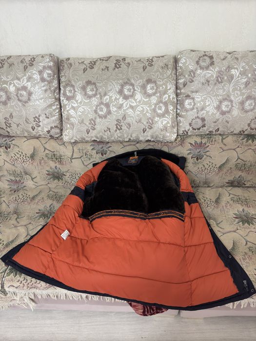 Куртка зимний новый