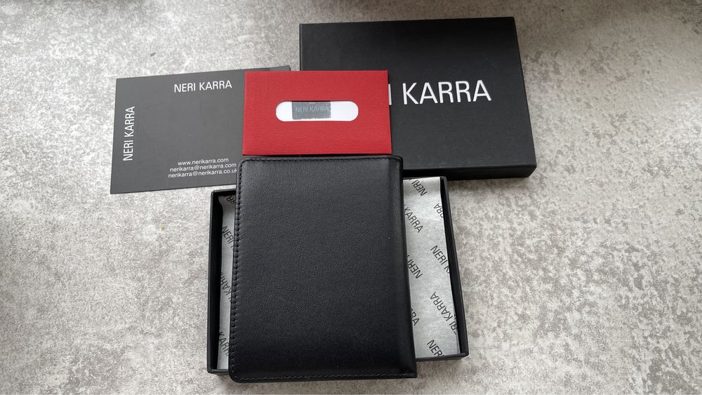 Документница Neri Karra новая