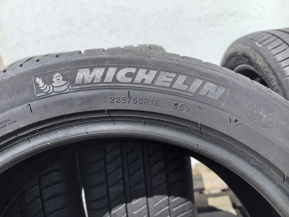 225/50/18 Мишелин ДОТ 2016 г