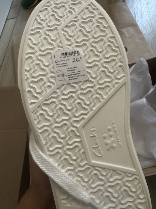 Белые кожанные кроссовки