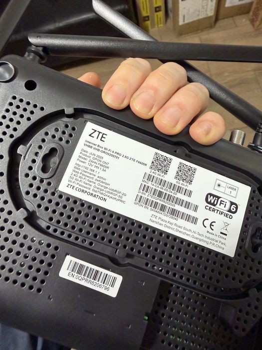 ZTE Internet Box Wi-Fi 6 Pro 2.5 ZTE F6605R Router Orange Nou Garantie
