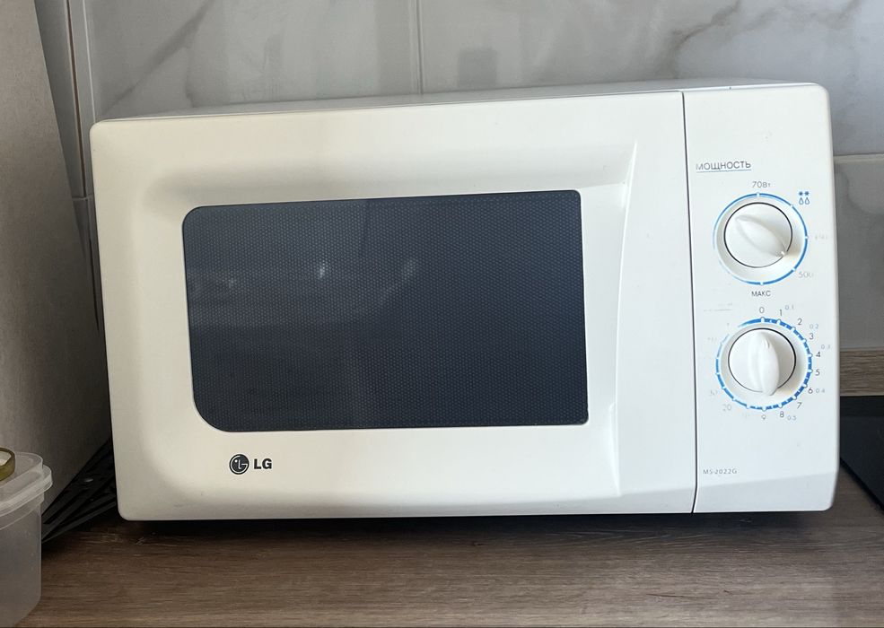 Микроволновая печь LG б/у