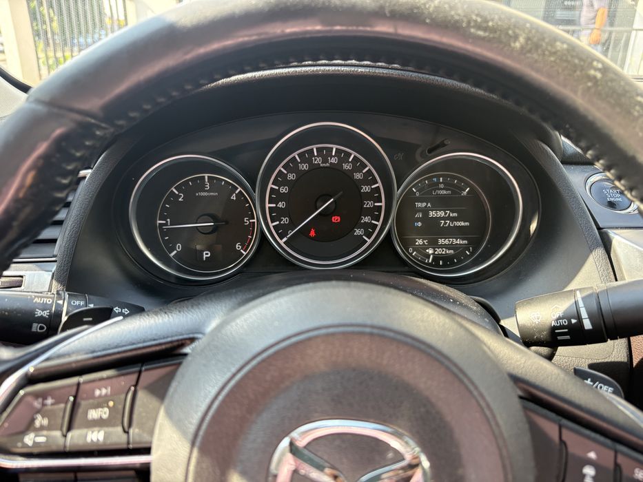 Mazda 6 Revolution Top 2.2 Skyactiv-D 175 CP | Trapa | Full | 2017 Istoric service complet | Unic proprietar | TVA deductibil