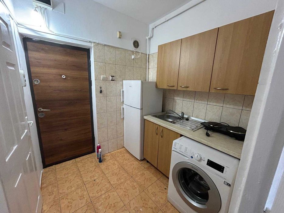 Garsoniera de vanzare 23mp - Brasov, Strada Brazilor 66A, Cartier Noua