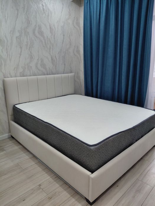 Продаю кровать двуспальный