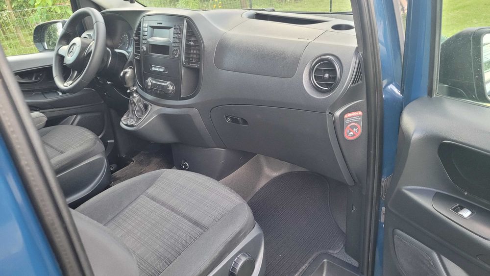Mercedes Vito Tourer 114 cdi lung an 2014, 8 locuri, usi pe ambele parti