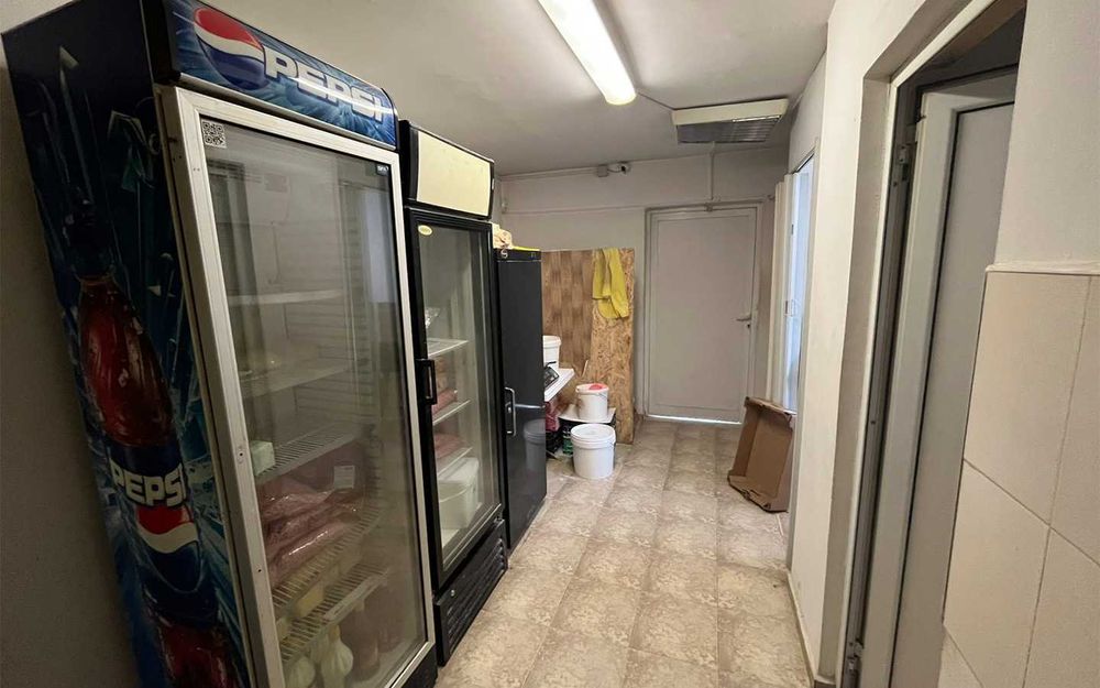 Продава се Магазин в Търговище, Център - 65 кв.м за 2354 €/кв.м - Снимка #5