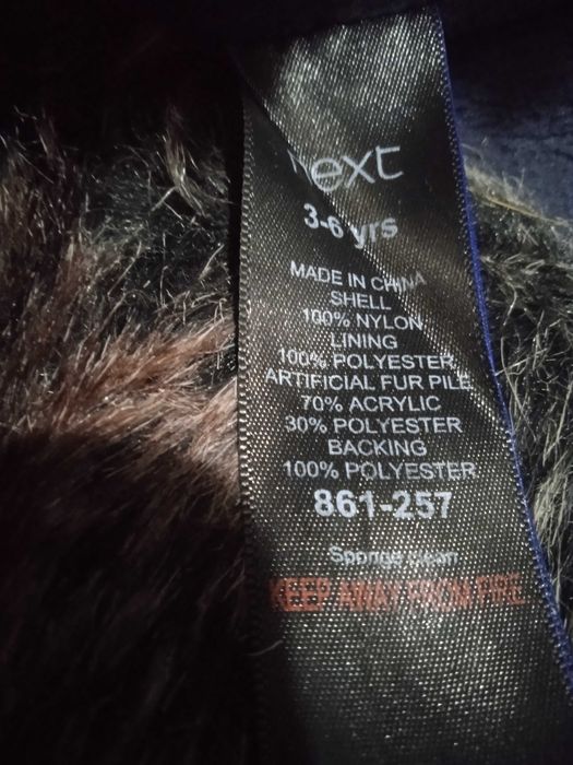 Топли зимни детски шапки