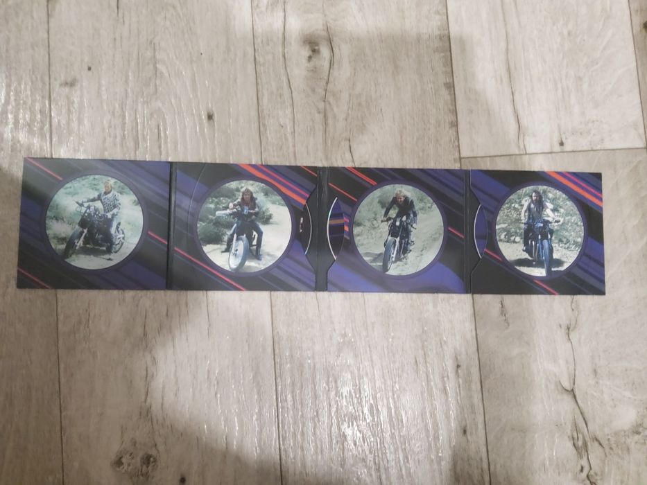 Продам cd диски с Scorpions и Judas Priest