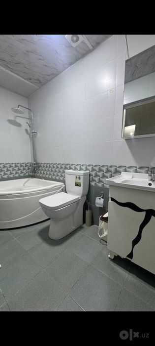 Samkochda 2 xonalı uy sotıladı.