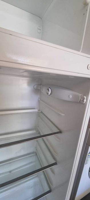 Frigider Electrolux